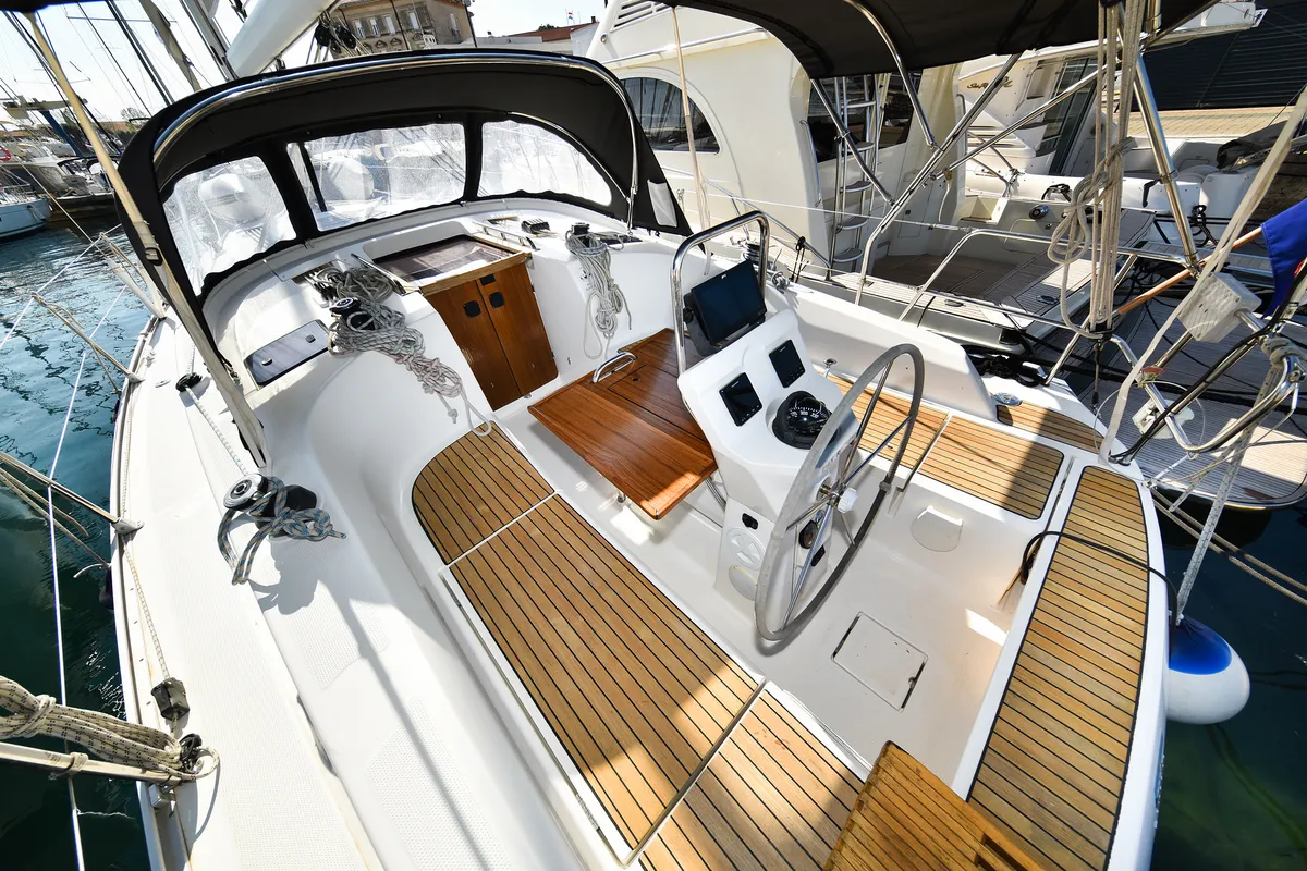 Cockpit of Petra M, a Bavaria 36 Cruiser sailboat at Zadar, Croatia