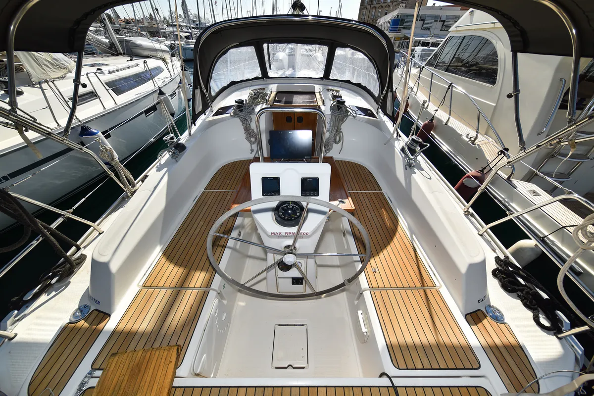 Cockpit of Petra M, a Bavaria 36 Cruiser sailboat at Zadar, Croatia