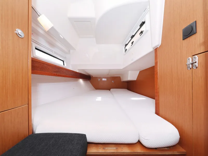 Cabin on Petra M, a Bavaria 36 Cruiser sailboat at Zadar, Croatia