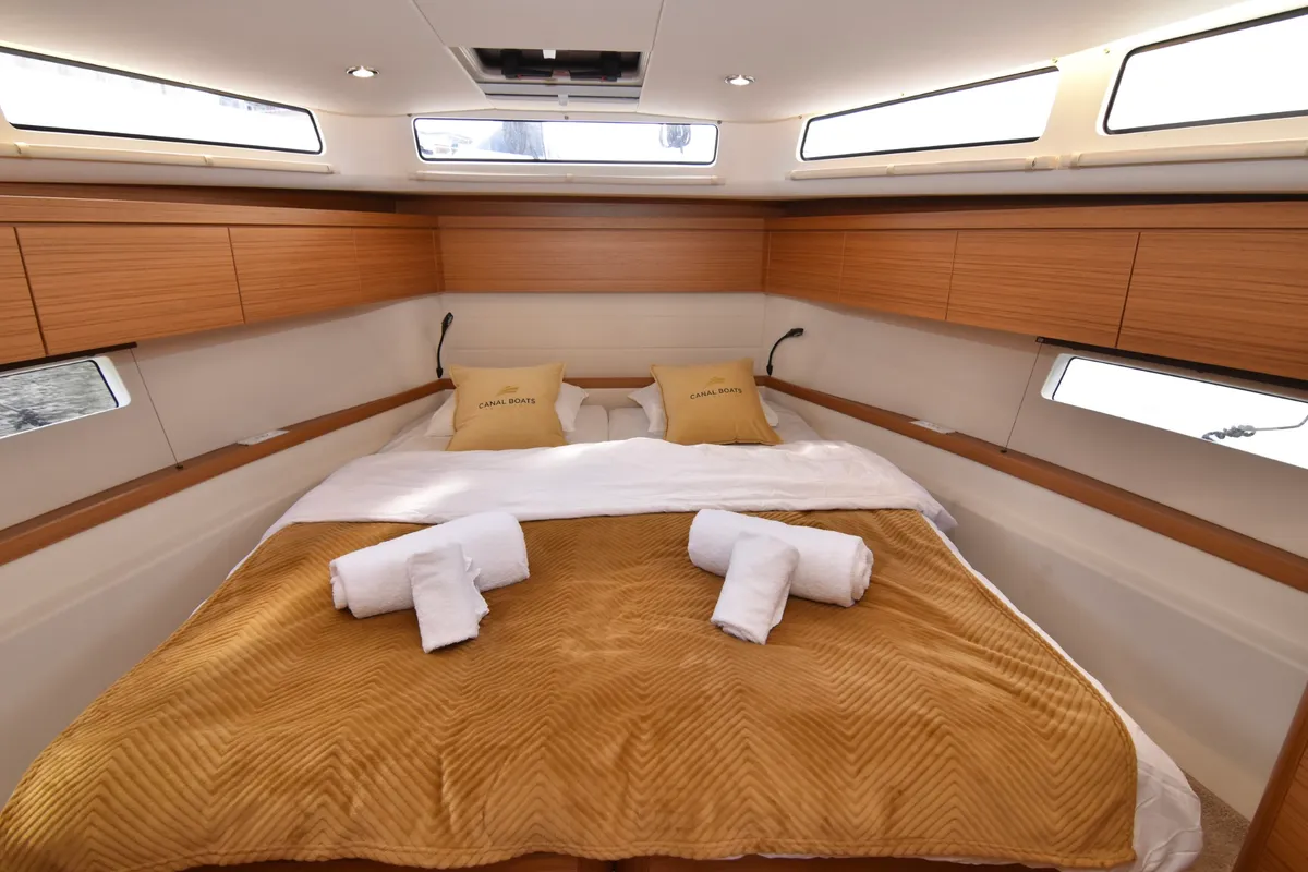 Cabin on Skien, a Greenline 39 motorboat at Porsgrunn, Norway