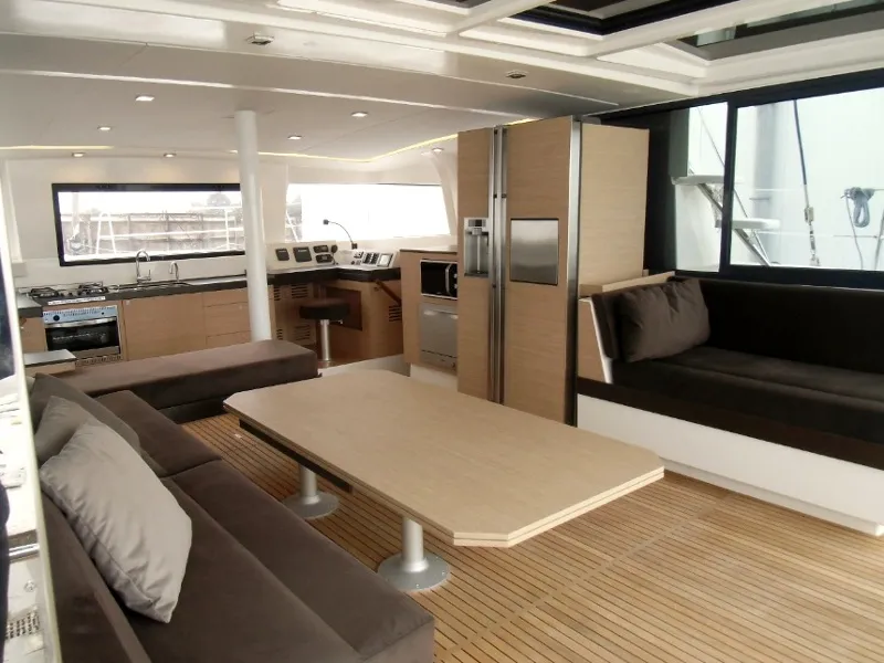Salon of Daddy, a Bali 4.3 catamaran at Anzio, Italy