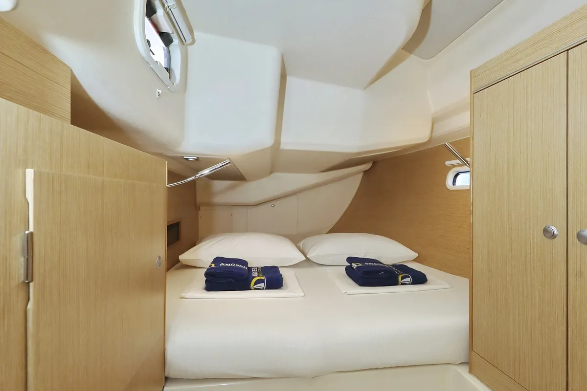 Cabin on Tine, a Hanse 455 sailboat at Grad Biograd na Moru, Croatia