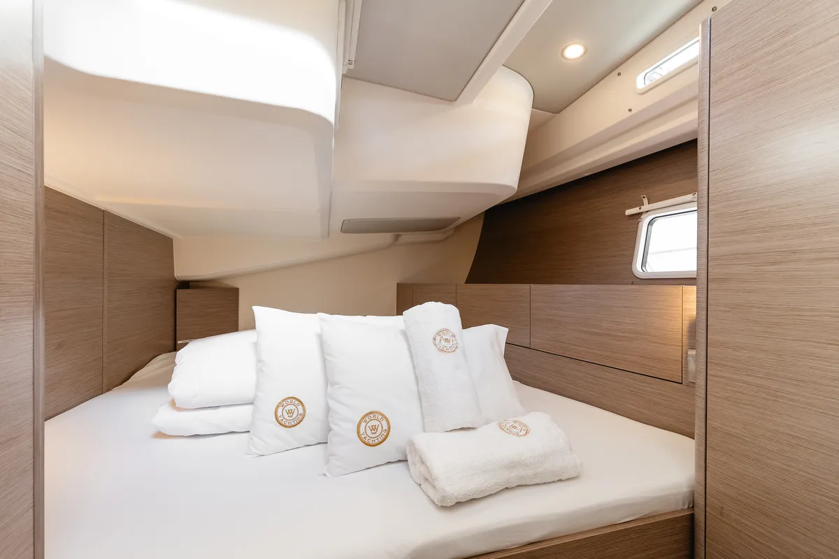 Cabin on Ladies G, a Hanse 508 sailboat at Grad Šibenik, Croatia