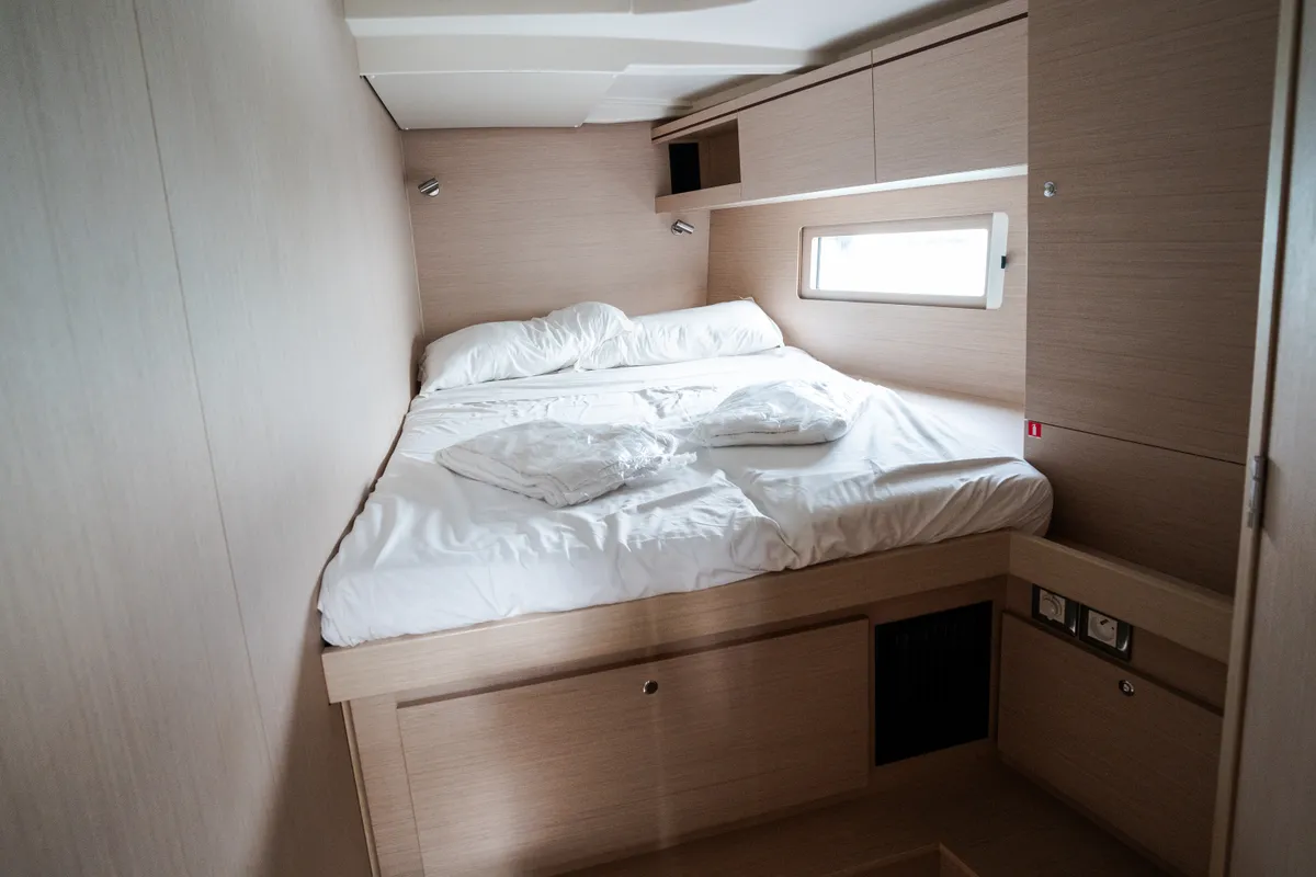 Cabin on Agape - Premium line, a Beneteau Oceanis 51.1 sailboat at Rosignano Solvay, Italy