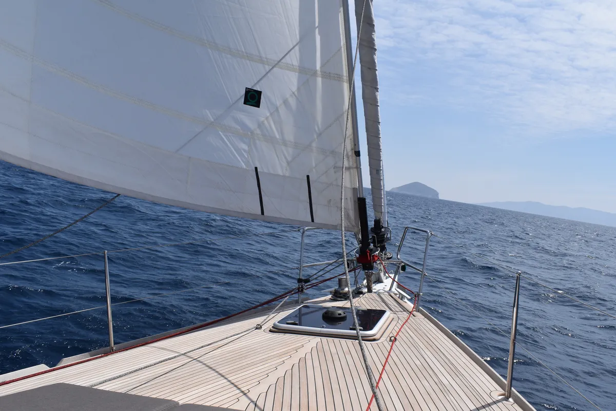 Deck of Eva , a Jeanneau Sun Odyssey 519 sailboat at Parikia, Greece