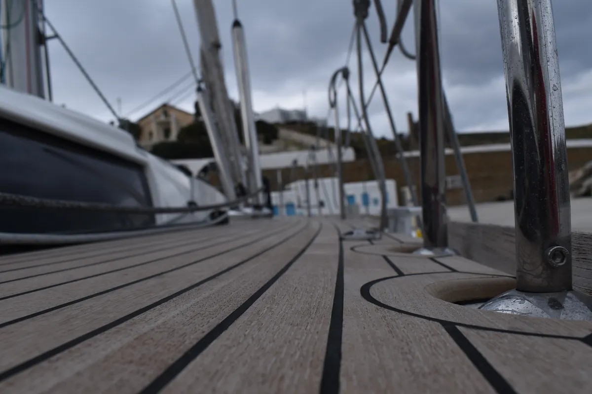 Deck of Eva , a Jeanneau Sun Odyssey 519 sailboat at Parikia, Greece
