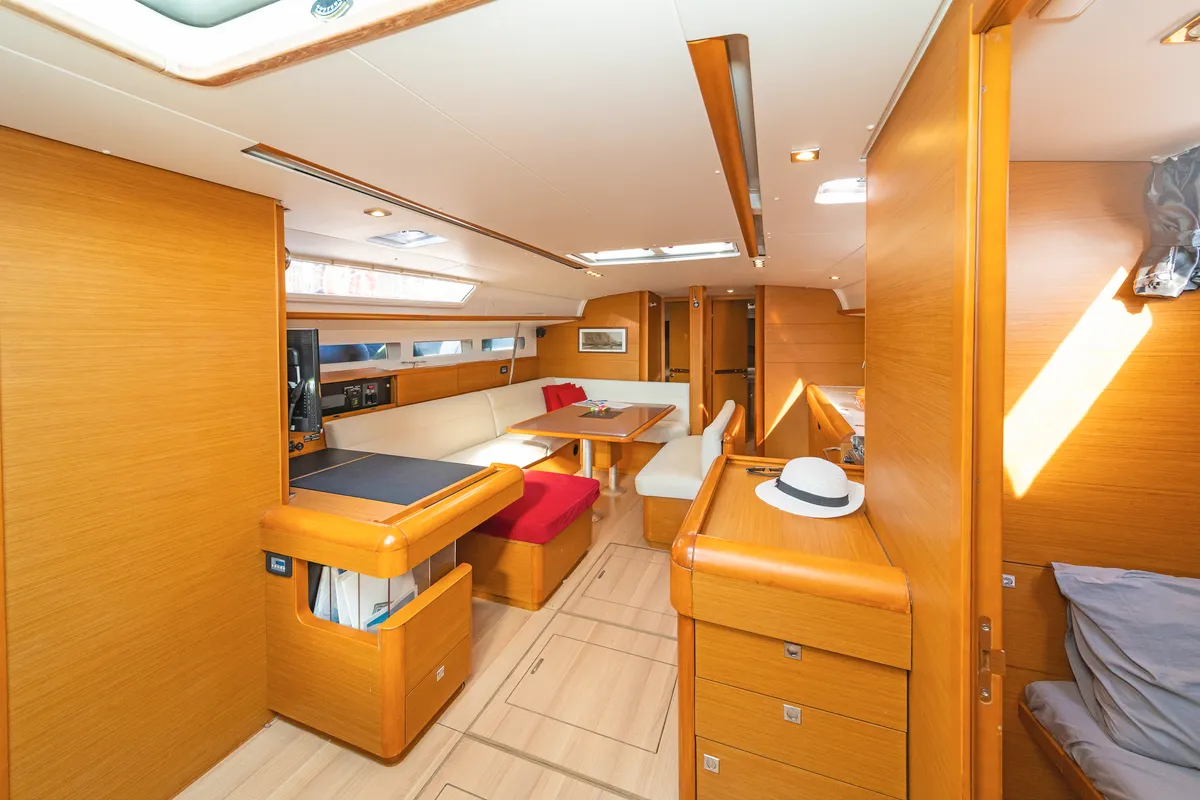 Salon of Eva , a Jeanneau Sun Odyssey 519 sailboat at Parikia, Greece