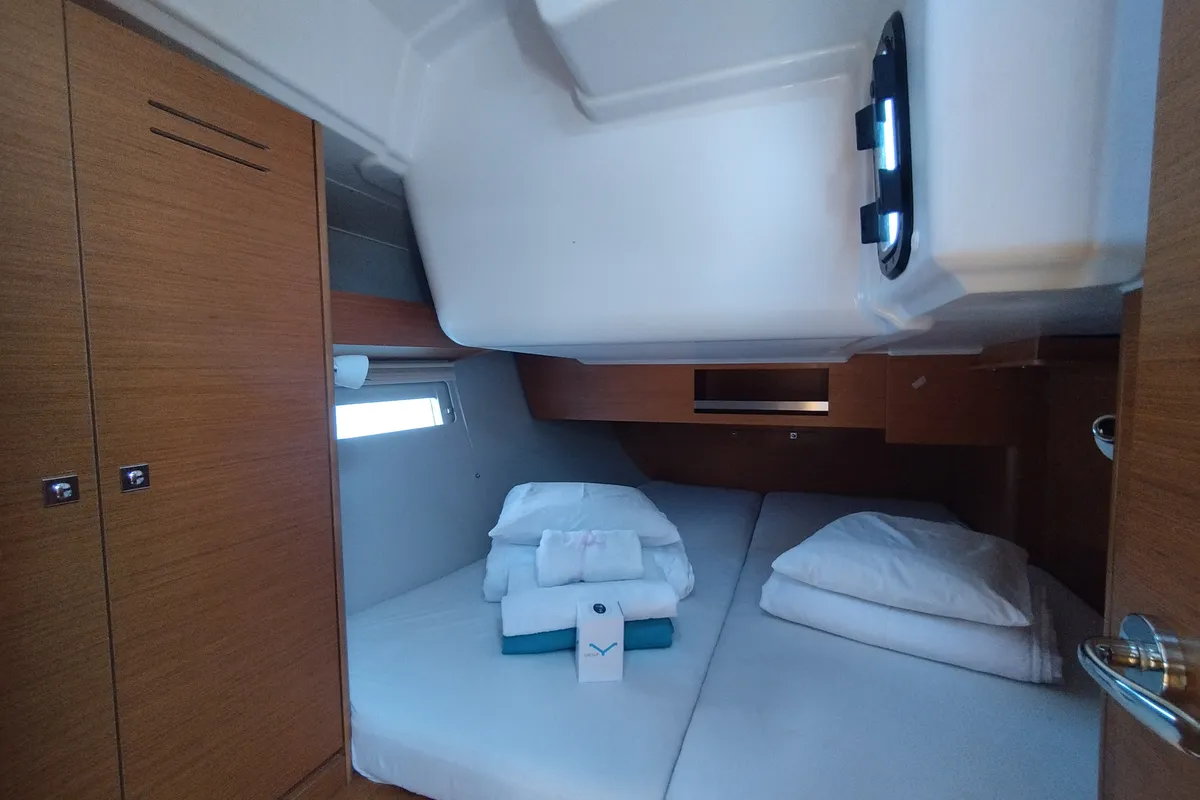 Cabin on Yaya, a Dufour 390 sailboat at Olbia, Italy