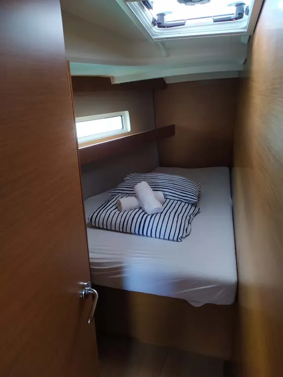 Cabin on Uccelli, a Jeanneau Sun Odyssey 440 sailboat at Trogir, Croatia
