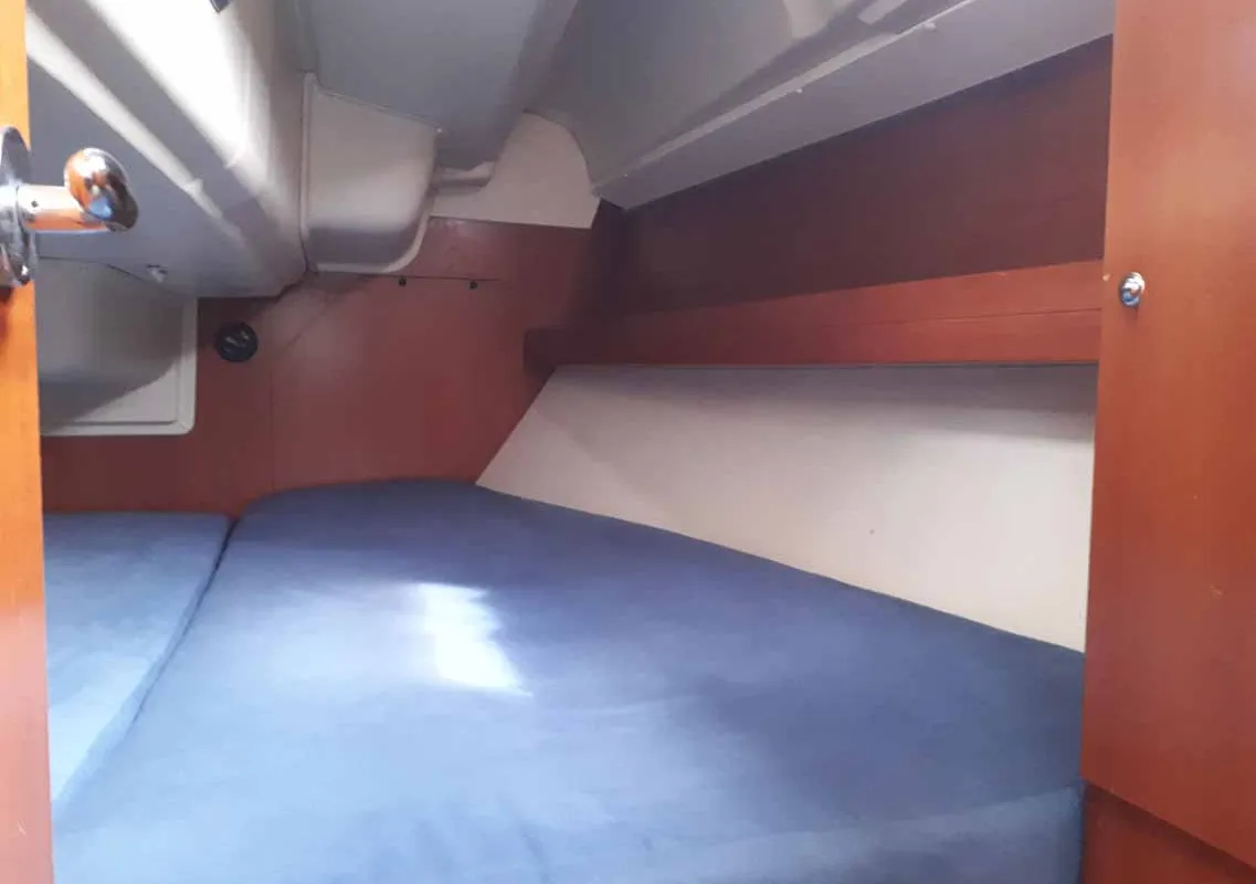 Cabin on Rožmarinka, a Dufour 325 GL sailboat at Portorož / Portorose, Slovenia