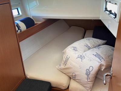 Cabin on Morana, a Bavaria Cruiser 40 sailboat at Općina Sukošan, Croatia