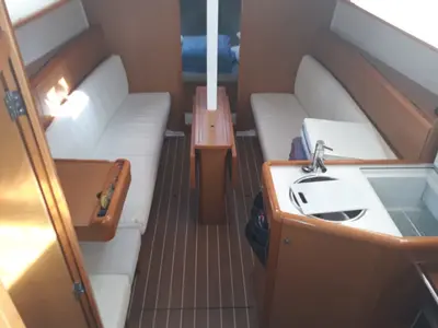 Salon of Omega, a Jeanneau Sun Odyssey 33i sailboat at Kontokali, Greece