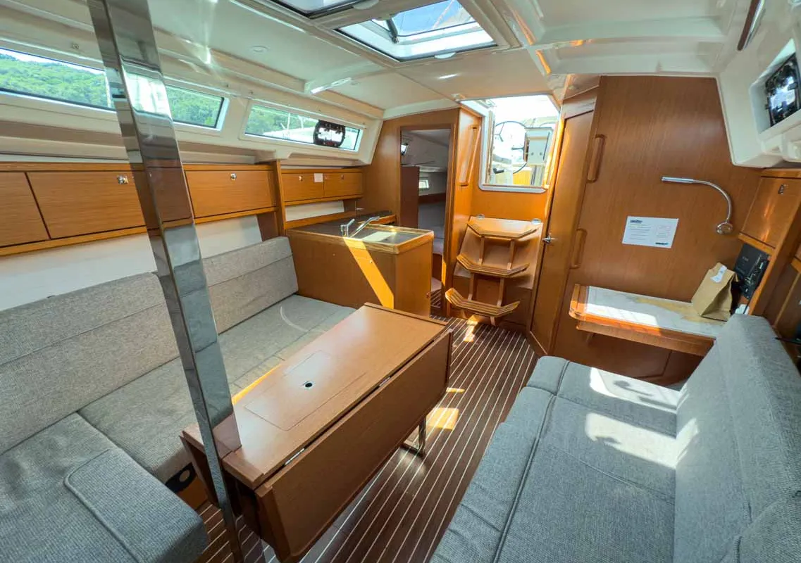 Salon of Hydra, a Bavaria Cruiser 34 sailboat at Grad Pula, Croatia
