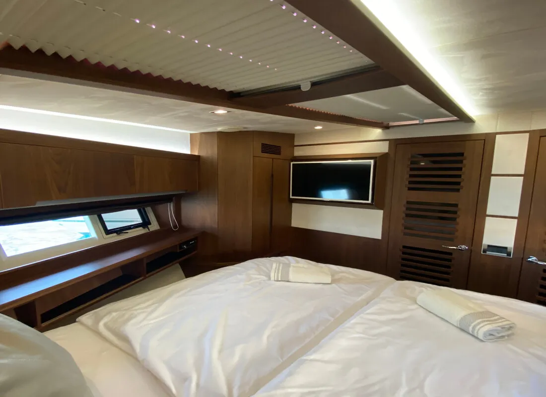 Cabin on Gremix, a Galeon 550 Fly motor yacht at Grad Šibenik, Croatia