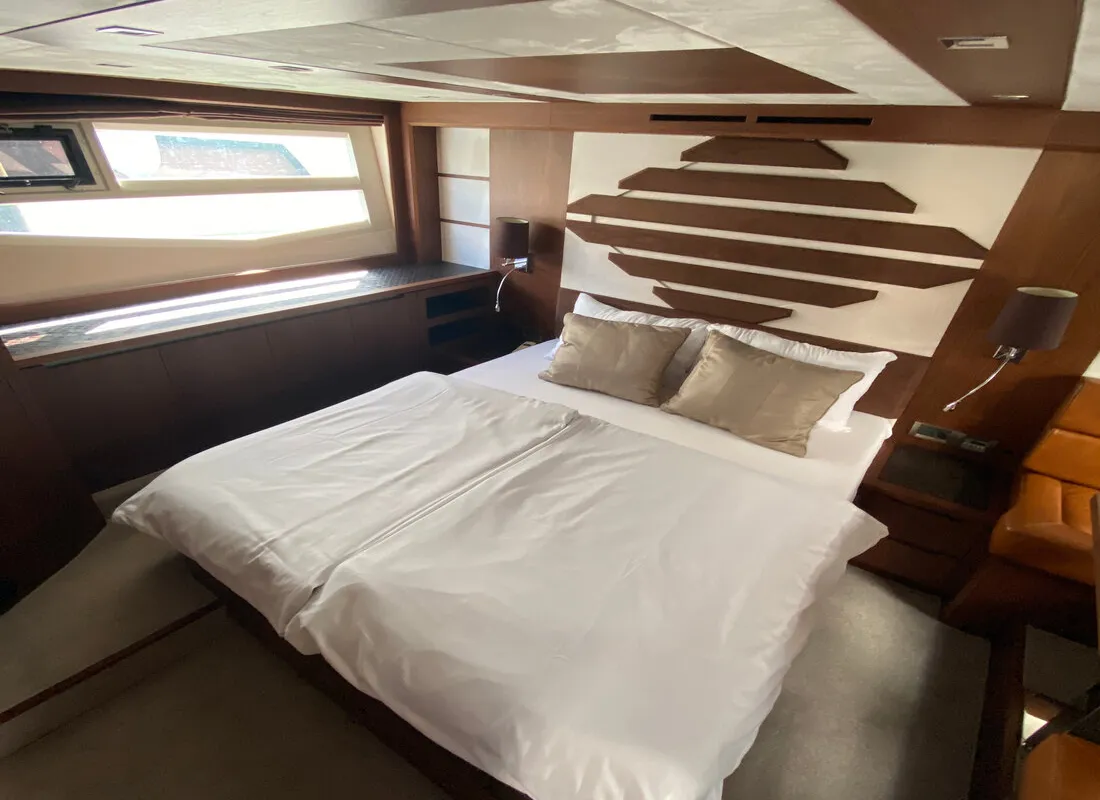 Cabin on Gremix, a Galeon 550 Fly motor yacht at Grad Šibenik, Croatia