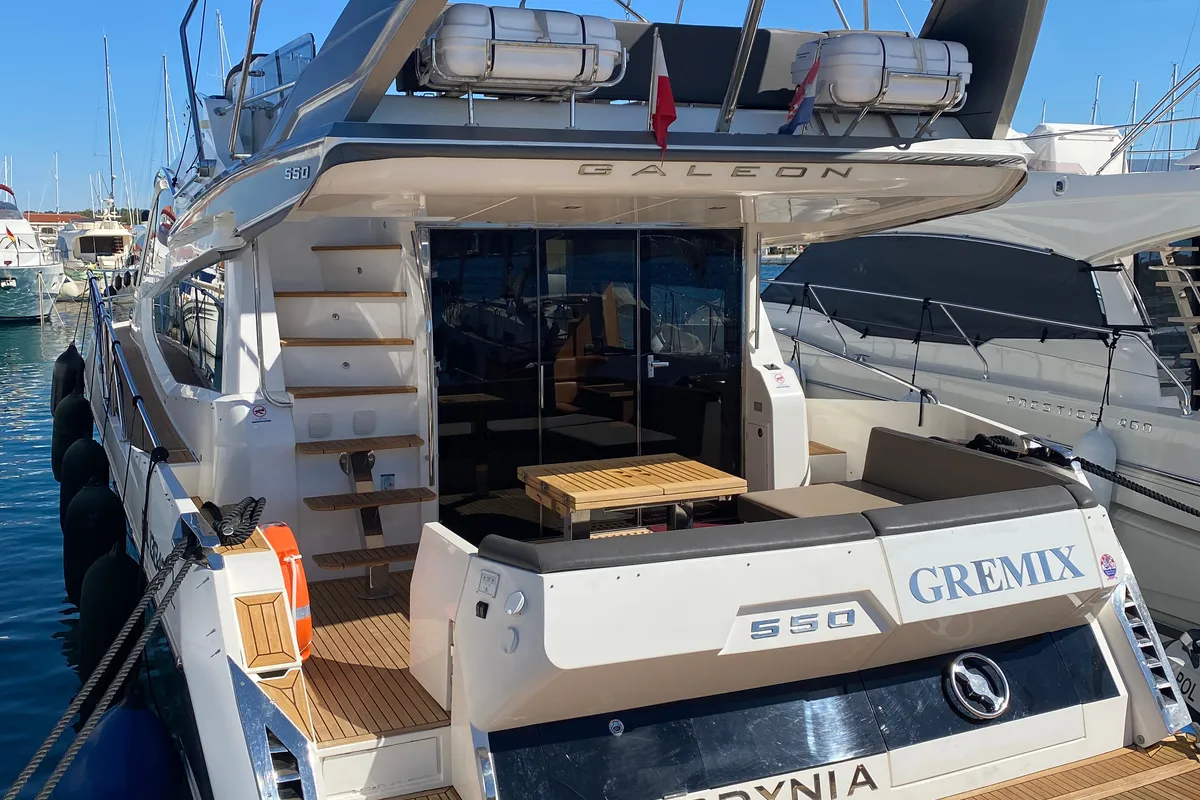 Exterior view of Gremix, a Galeon 550 Fly motor yacht at Grad Šibenik, Croatia
