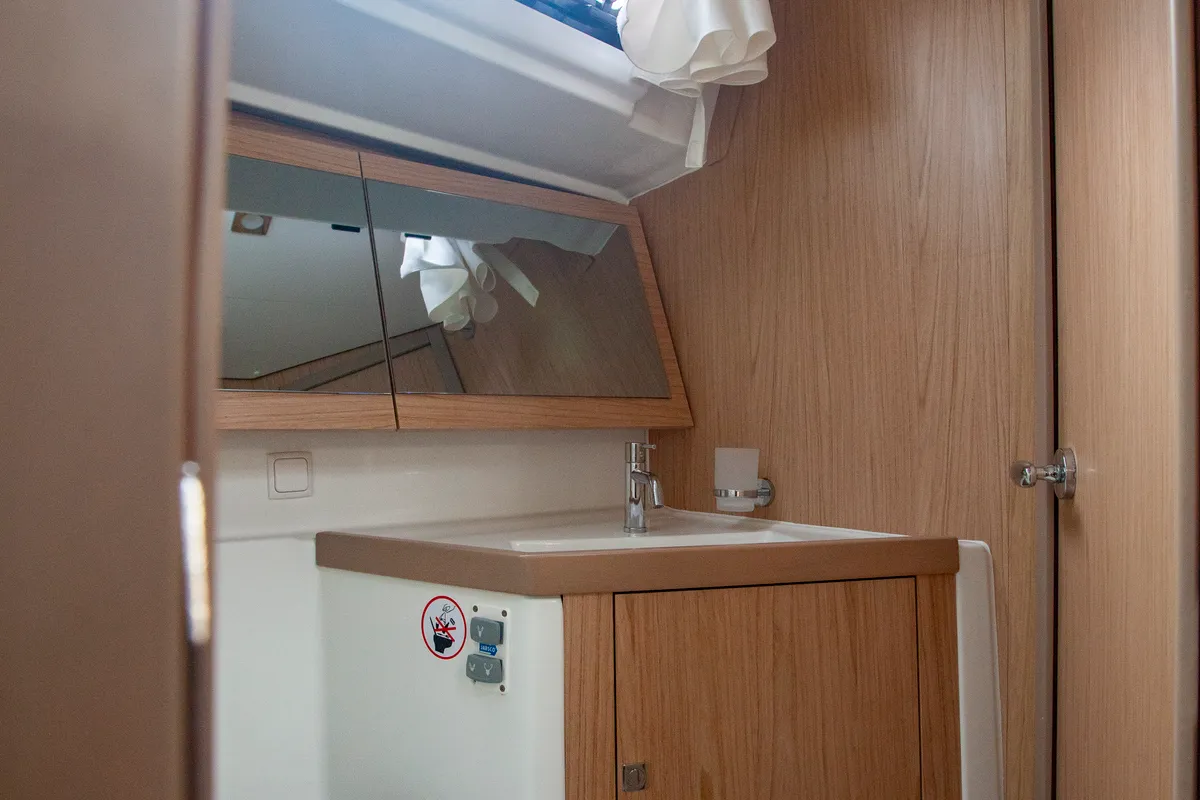 Head on Hande, a Beneteau Oceanis 45 sailboat at Marmaris, Turkey