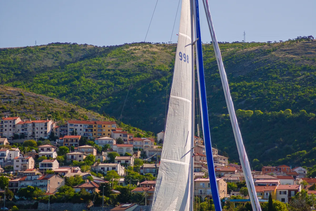 Bellissima, a Italia 9.98 sailboat at Punat, Croatia