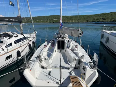 Bellissima, a Italia 9.98 sailboat at Punat, Croatia