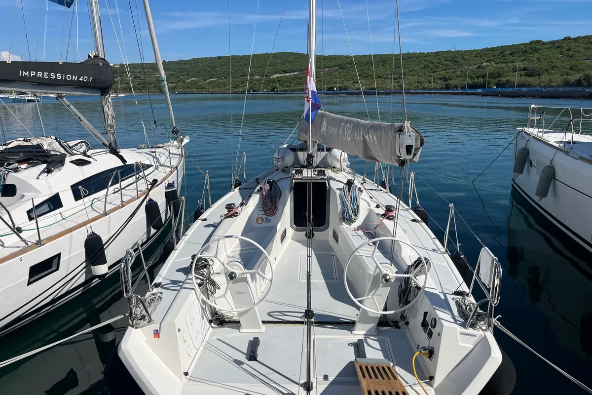 Bellissima, a Italia 9.98 sailboat at Punat, Croatia