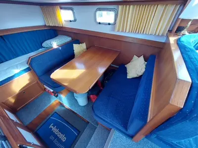 Salon of Maja, a Pedro Marin 30 motorboat at IJsselstein, Netherlands