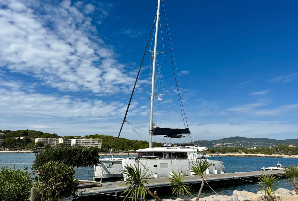 Exterior view of Fantasy, a Lagoon 450 catamaran at Preveza, Greece