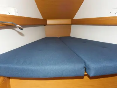 Cabin on Rocky, a Jeanneau Sun Odyssey 409 sailboat at Flensburg, Germany