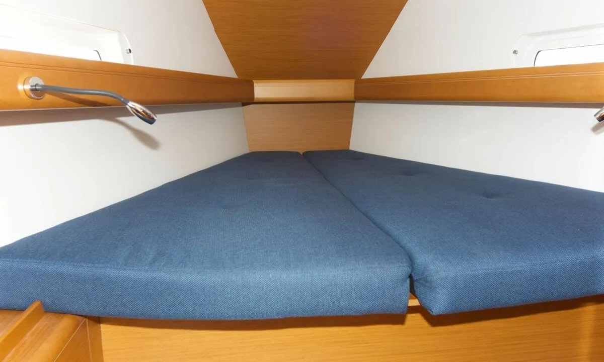 Cabin on Rocky, a Jeanneau Sun Odyssey 409 sailboat at Flensburg, Germany