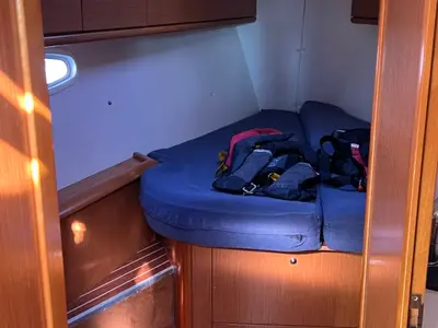 Cabin on Arloup, a Bavaria Cruiser 40 sailboat at Kerners, France
