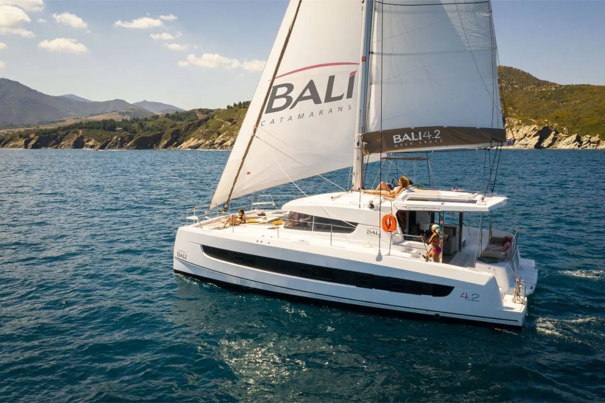 Exterior view of Azul, a Bali 4.2 catamaran at Figari/Golfo Aranci, Italy