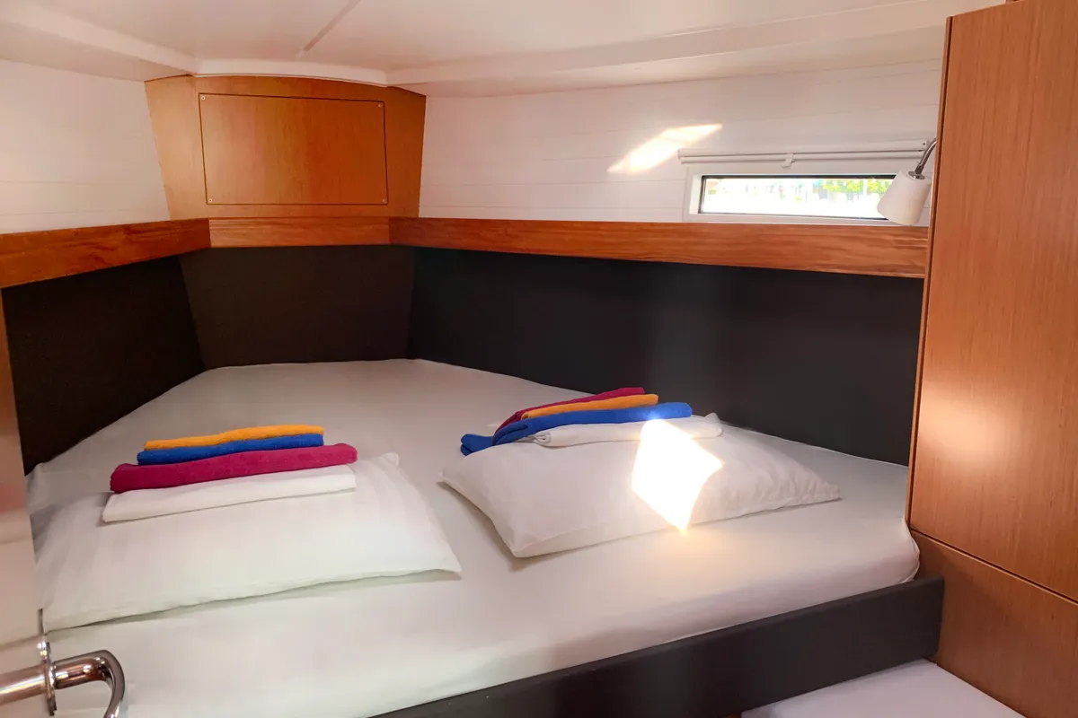 Cabin on Roger Rabbit, a Bavaria 37 sailboat at Fethiye, Turkey