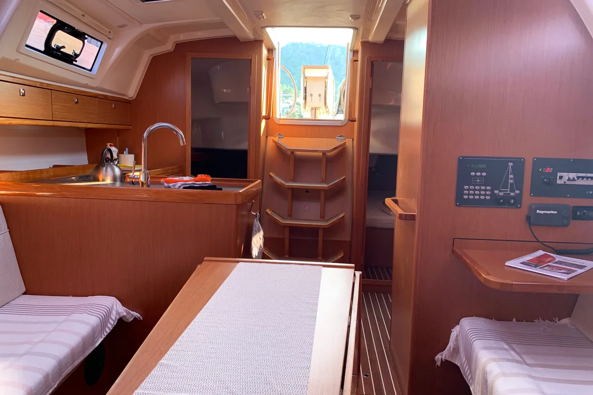 Salon of Roger Rabbit, a Bavaria 37 sailboat at Fethiye, Turkey