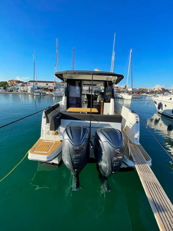 Exterior view of Ojj Misia, a Jeanneau Merry Fisher 1095 motorboat at Pirovac, Croatia
