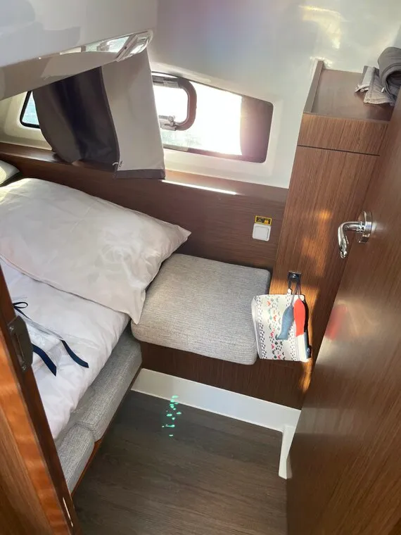 Cabin on Ojj Misia, a Jeanneau Merry Fisher 1095 motorboat at Pirovac, Croatia
