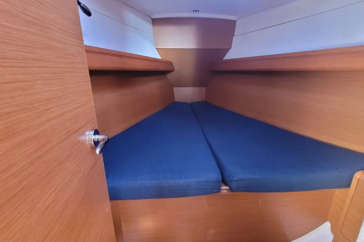 Cabin on Corail, a Jeanneau Sun Odyssey 379 sailboat at Saint-Cast-le-Guildo, France