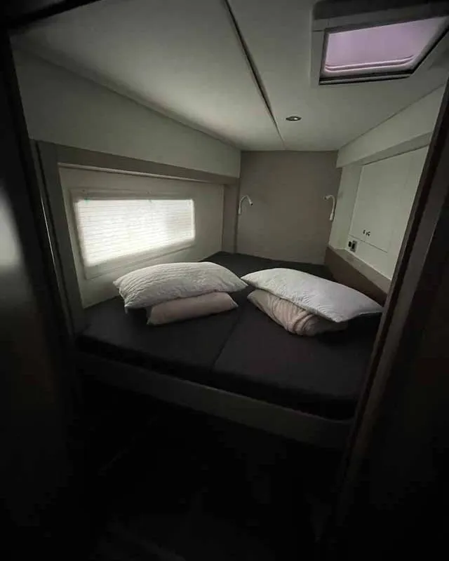 Cabin on Arveskida II, a Bali 4.2 catamaran at Figari/Golfo Aranci, Italy