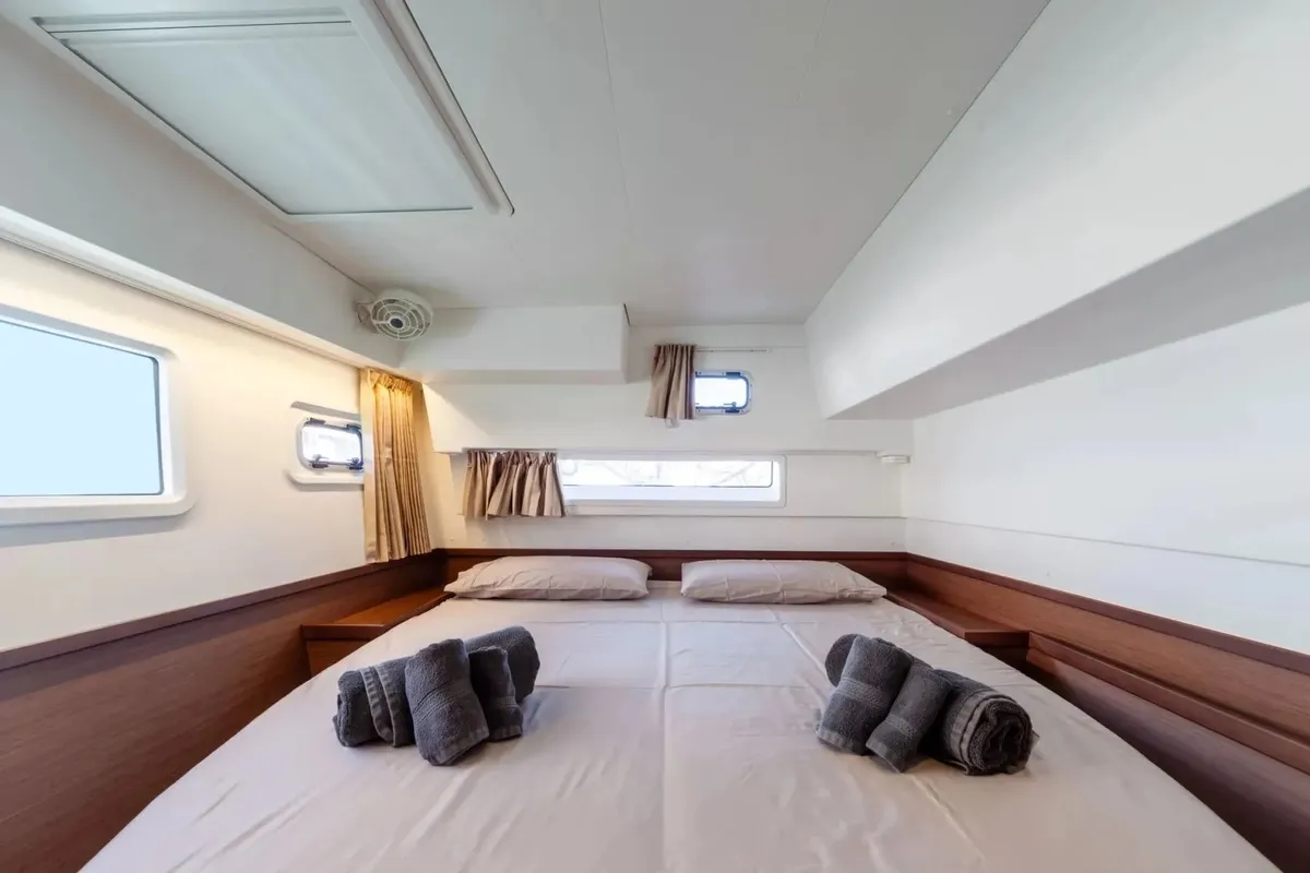 Cabin on Sharanda, a Lagoon 42 catamaran at Capo d'Orlando, Italy