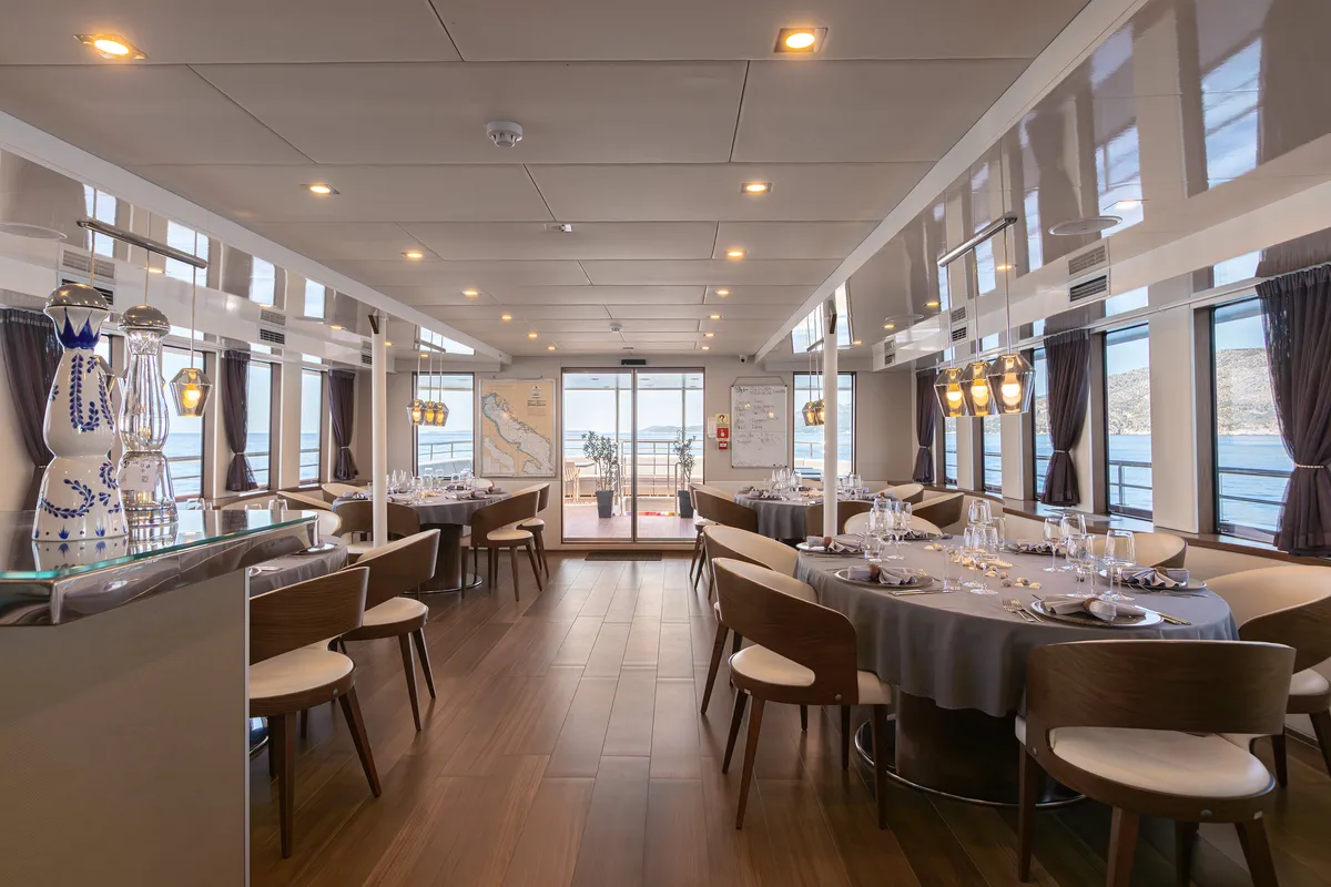 Salon of Yolo, a Gulet Motoryacht motor yacht at Split, Croatia