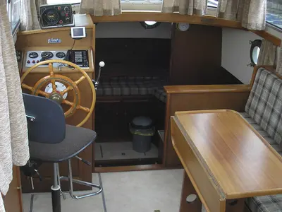 Salon of Lotte, a Linssen 800 motorboat at Woudsend, Netherlands