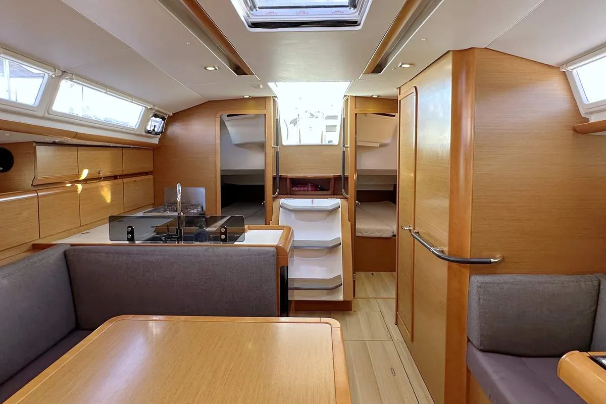 Galley of Veterano, a Jeanneau Sun Odyssey 409 sailboat at Barth, Germany