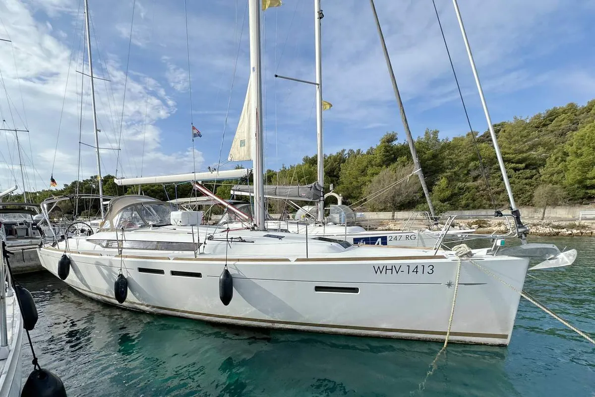 Exterior view of Veterano, a Jeanneau Sun Odyssey 409 sailboat at Barth, Germany
