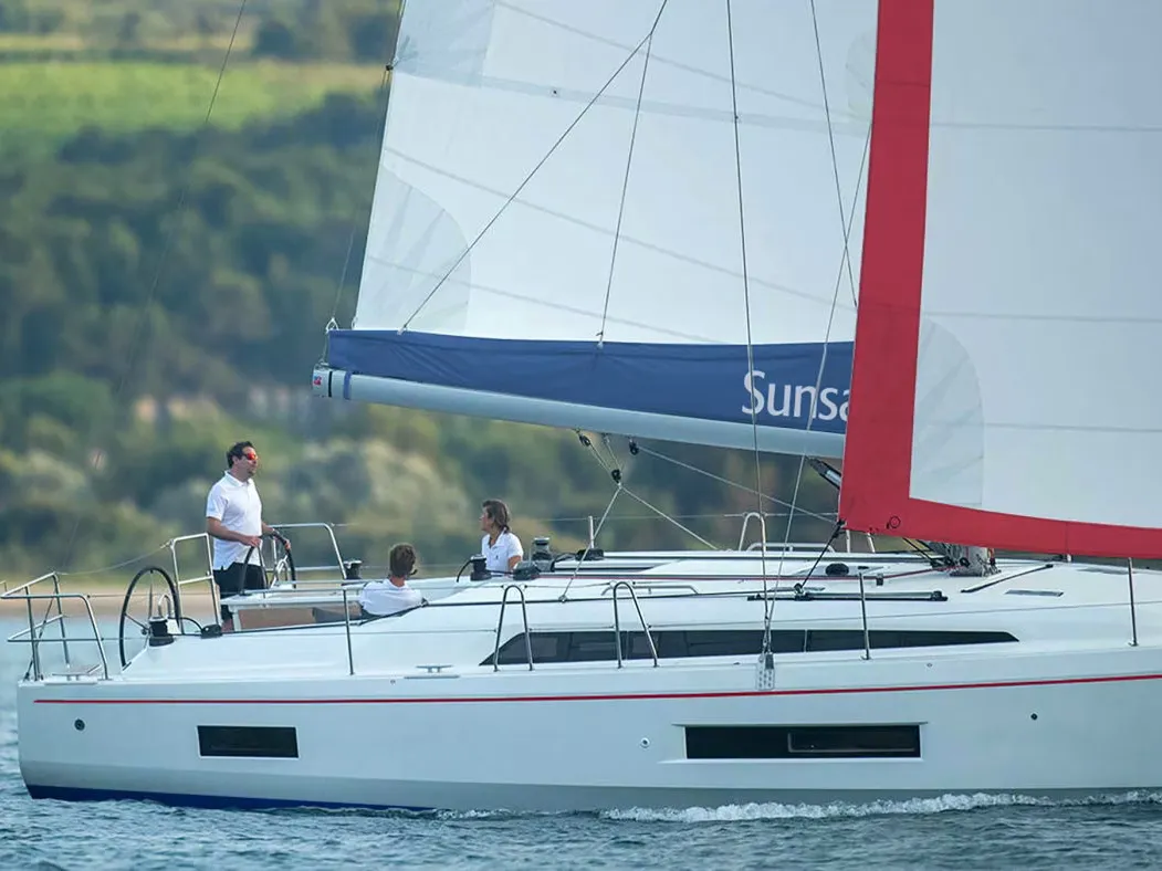 Exterior view of Sunsail 42 Premium, a Beneteau Oceanis 40.1 sailboat at Road Town, British Virgin Islands