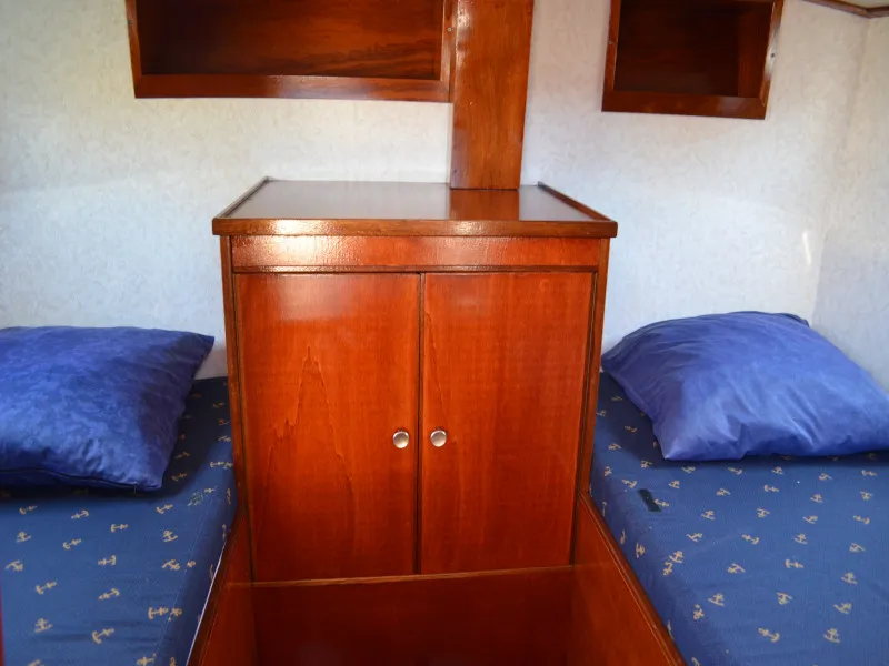 Cabin on Perla, a De Drait Doerak 850 AK motorboat at Drachten, Netherlands