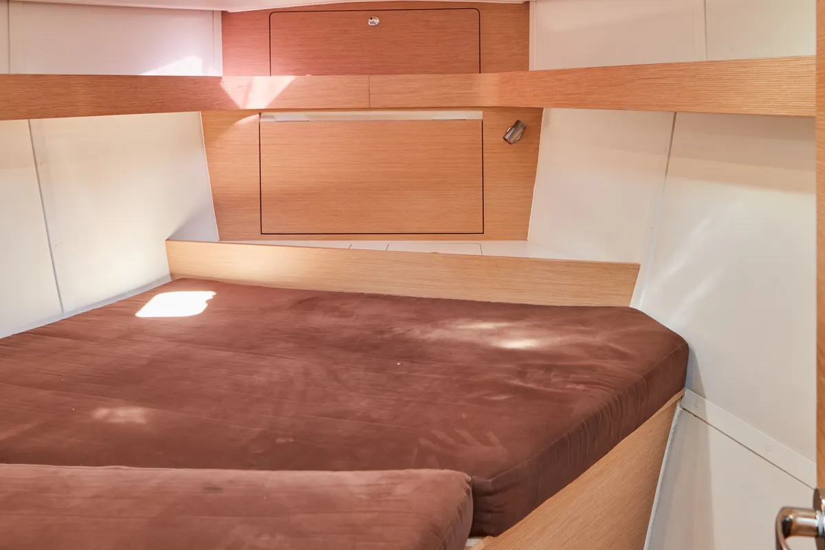 Cabin on Amistad, a Elan Impression 40 sailboat at Vigo, Spain
