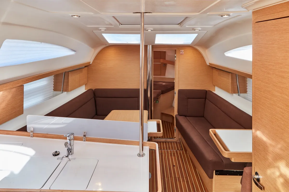 Salon of Amistad, a Elan Impression 40 sailboat at Vigo, Spain