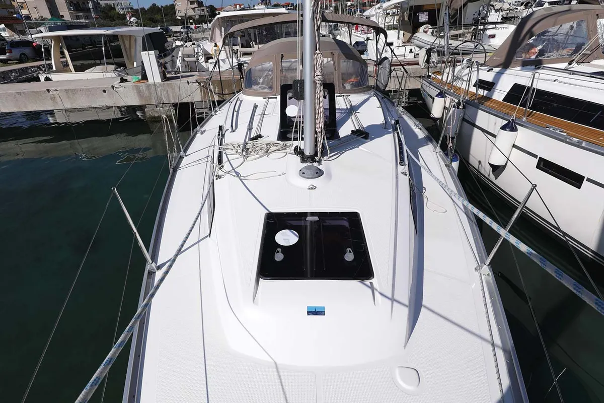 Deck of Moja Niska, a Bavaria Cruiser 33 sailboat at Murter, Croatia