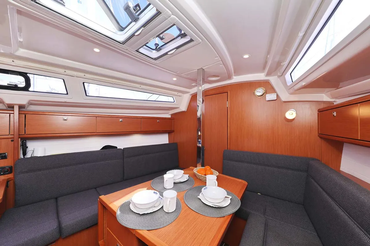 Salon of Moja Niska, a Bavaria Cruiser 33 sailboat at Murter, Croatia