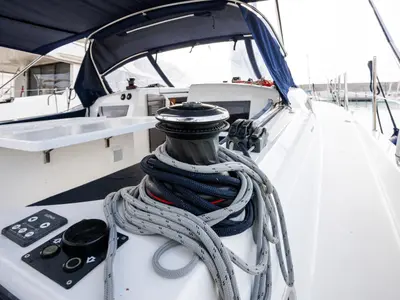 Deck of Pheia - Comfort line, a Jeanneau Sun Odyssey 410 sailboat at Rosignano Solvay, Italy