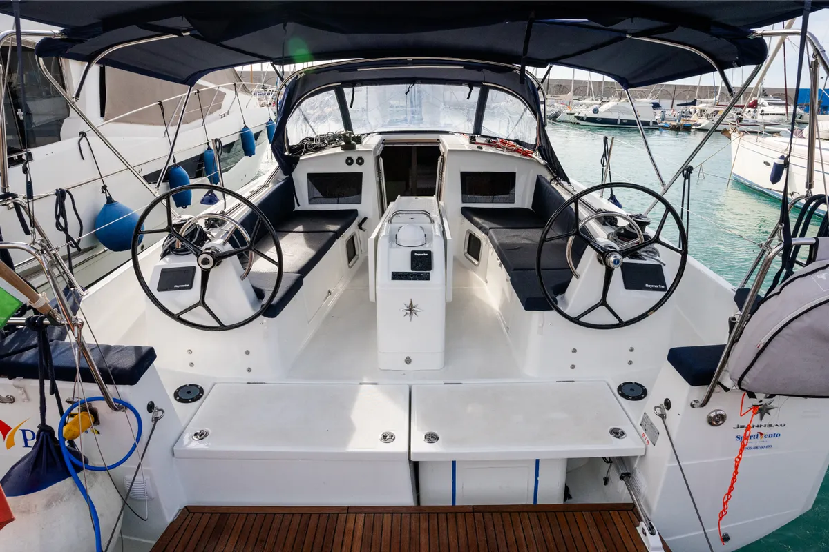 Cockpit of Pheia - Comfort line, a Jeanneau Sun Odyssey 410 sailboat at Rosignano Solvay, Italy