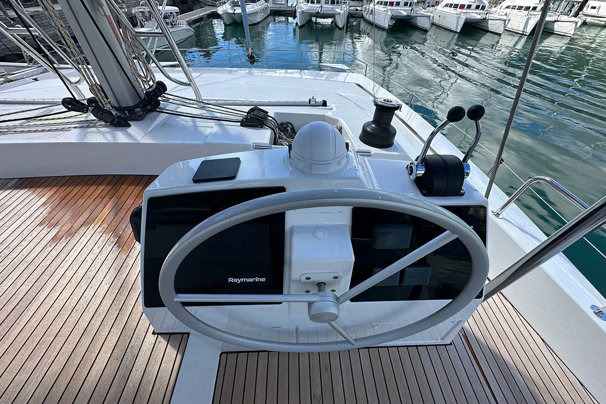 Esther, a Bali 4.8 catamaran at Roche Caiman, Seychelles